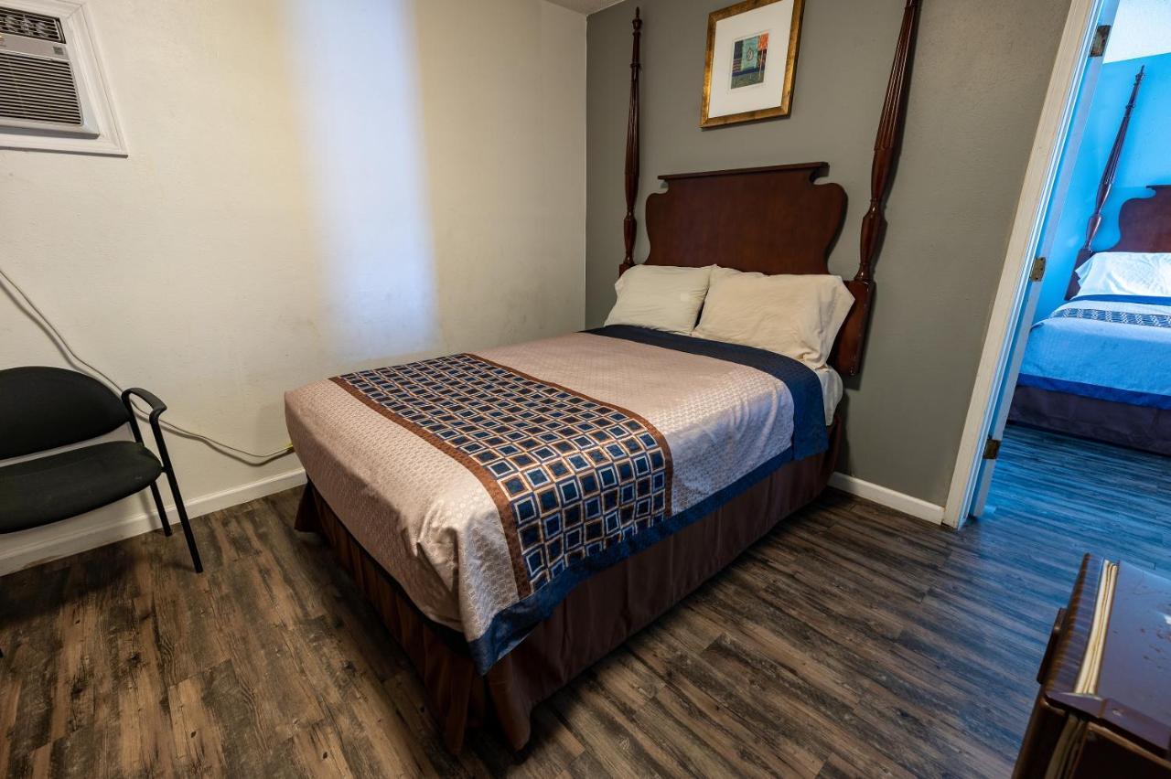 American Inn&Suites Russellville Eksteriør bilde