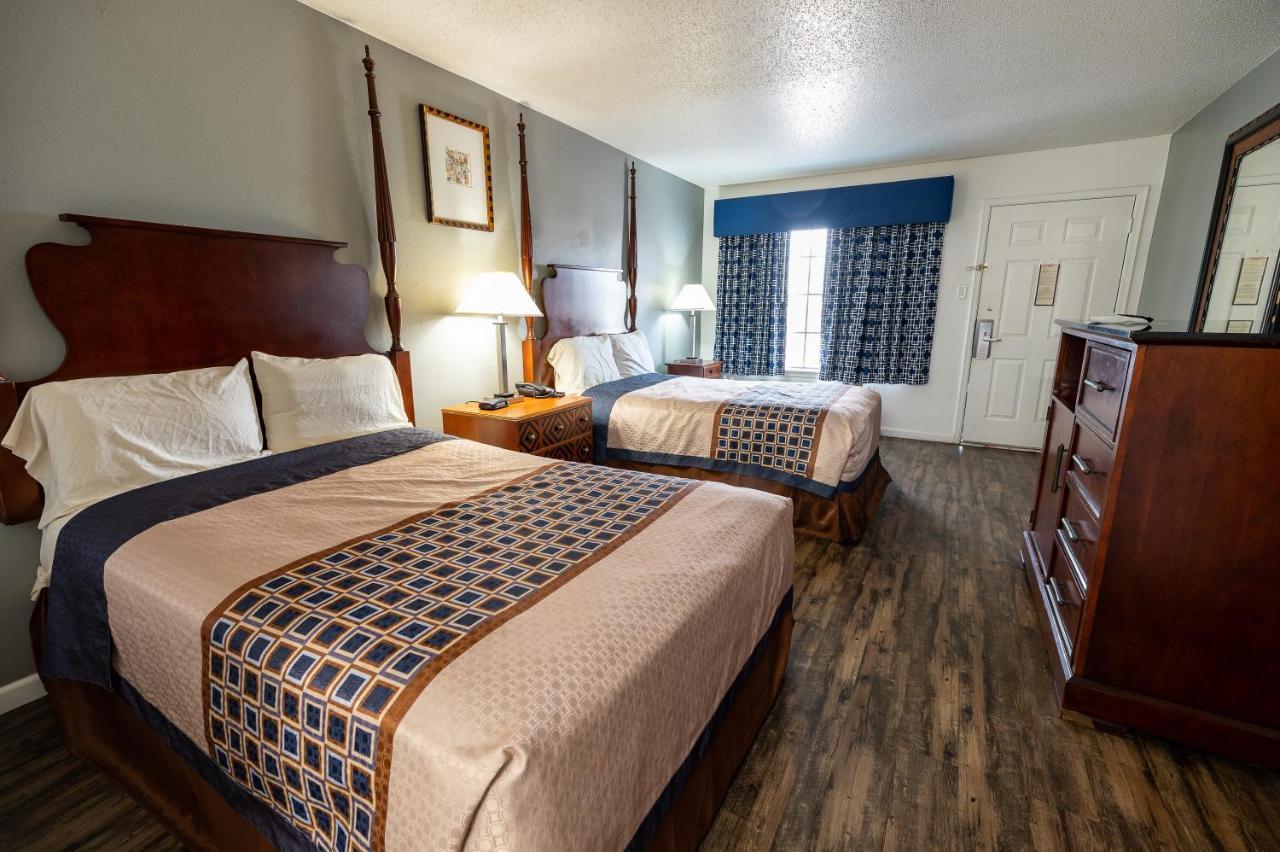 American Inn&Suites Russellville Eksteriør bilde