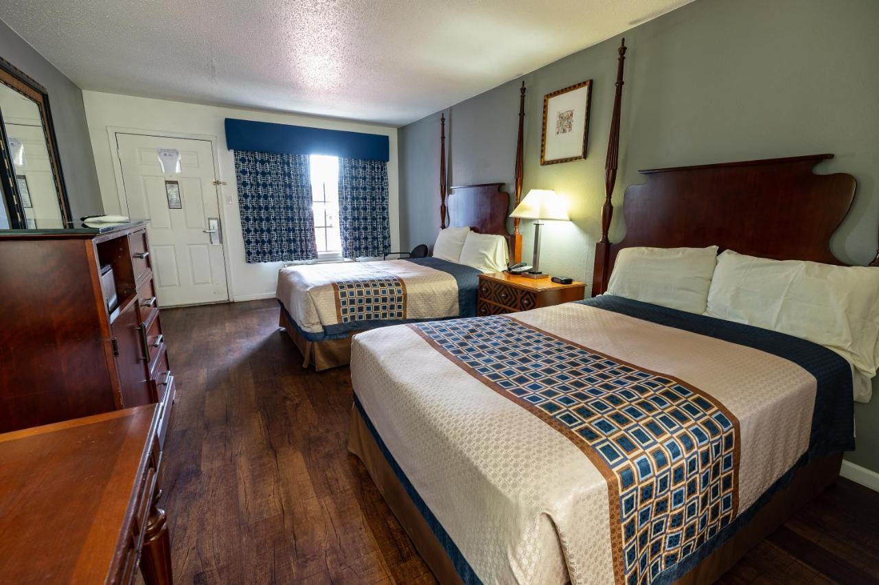 American Inn&Suites Russellville Eksteriør bilde